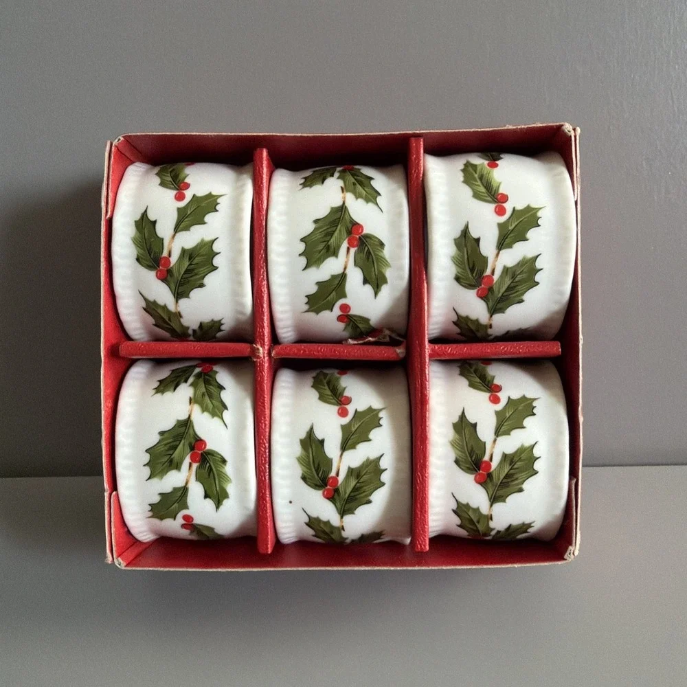 Set of 6 - Vintage 1980s Lefton China Christmas Napkin Rings #05242 w/ Box